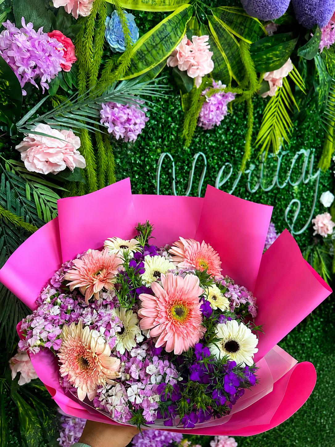 Pembe Karışık Buket
